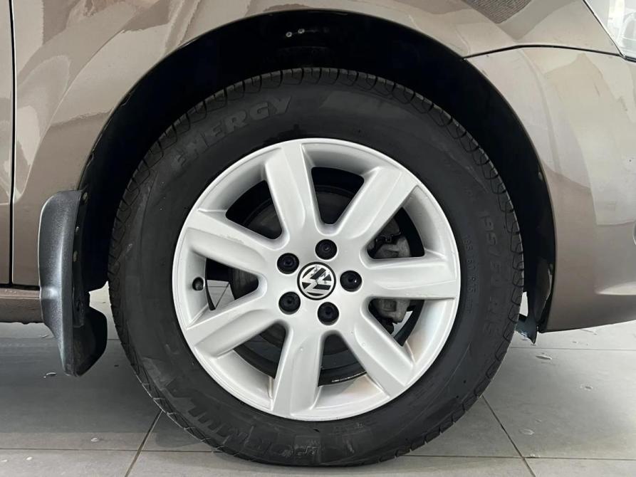 Volkswagen Polo V Москва  - изображение 22