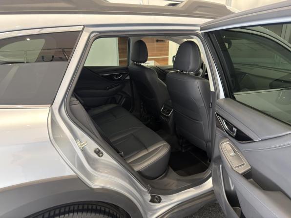 Subaru Outback VI с пробегом 2021 года, цена 4 470 000 рублей, 86549 км, универсал, Автокод Объявления