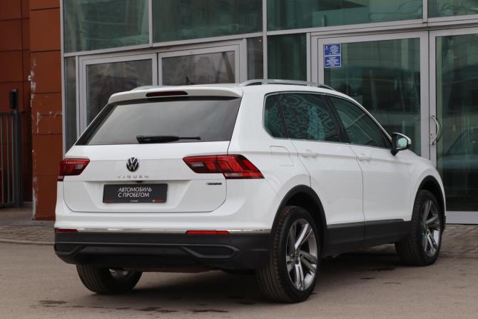 Volkswagen Tiguan II Рестайлинг с пробегом 2021 года, цена 3 090 000 рублей, 100224 км, внедорожник, Автокод Объявления