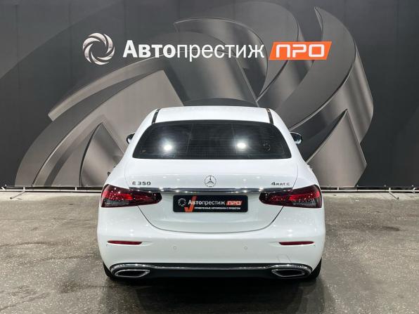 Mercedes-Benz E-Класс V (W213 S213 C238) Рестайлинг с пробегом 2021 года, цена 5 150 000 рублей, 55480 км, седан, Автокод Объявления