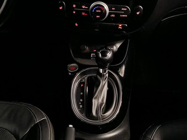 Kia Soul II Рестайлинг с пробегом 2018 года, цена 1 729 000 рублей, 121984 км, хэтчбек, Автокод Объявления