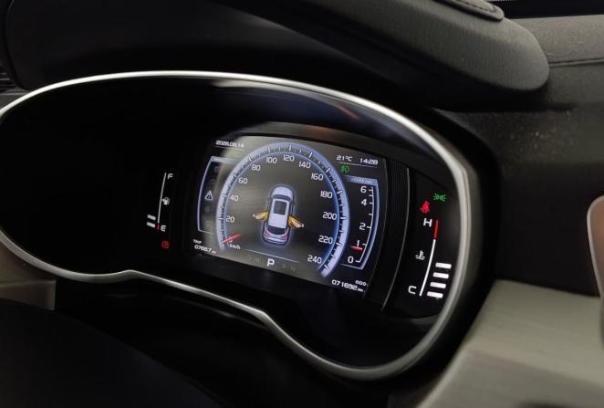 Geely Atlas I с пробегом 2021 года, цена 1 790 000 рублей, 71647 км, внедорожник, Автокод Объявления