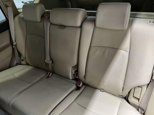Toyota Land Cruiser Prado 150 Series Рестайлинг 1 с пробегом 2013 года, цена 3 650 000 рублей, 184036 км, внедорожник, Автокод Объявления