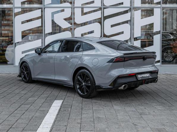 Changan UNI-V I с пробегом 2023 года, цена 2 332 000 рублей, 54751 км, лифтбек, Автокод Объявления