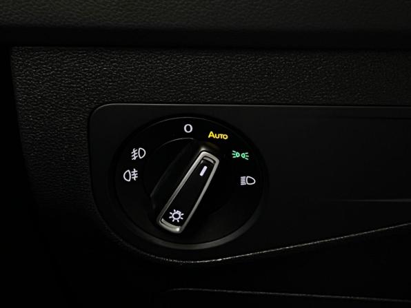 Volkswagen Tiguan II с пробегом 2019 года, цена 2 275 000 рублей, 232962 км, внедорожник, Автокод Объявления