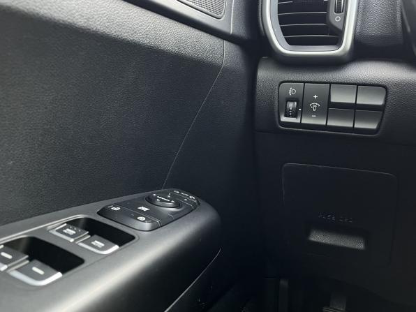 Kia Sportage IV Рестайлинг с пробегом 2019 года, цена 2 170 000 рублей, 118230 км, внедорожник, Автокод Объявления