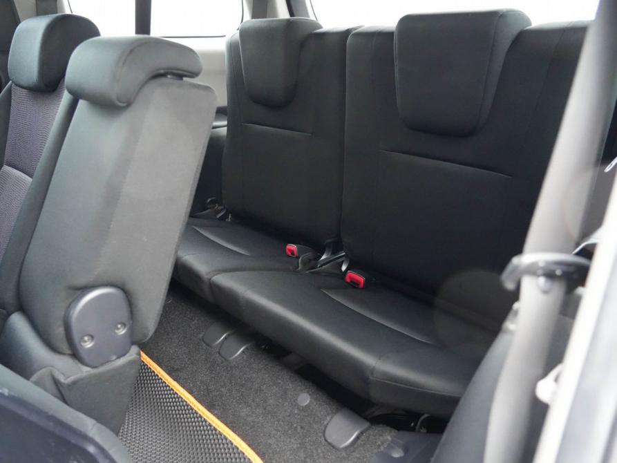 Toyota Wish II Рестайлинг Новосибирск  - изображение 20