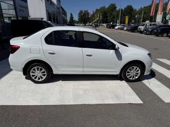 Renault Logan II с пробегом 2016 года, цена 920 000 рублей, 60200 км, седан, Автокод Объявления