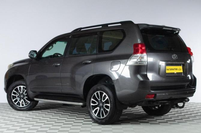 Toyota Land Cruiser Prado 150 Series с пробегом 2011 года, цена 2 629 000 рублей, 281000 км, внедорожник, Автокод Объявления