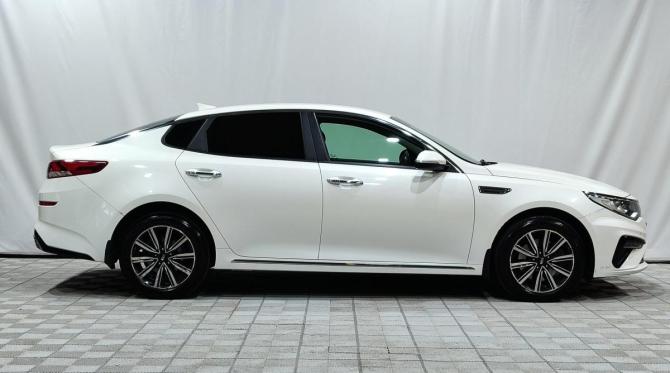 Kia Optima IV Рестайлинг с пробегом 2018 года, цена 1 800 000 рублей, 203000 км, седан, Автокод Объявления