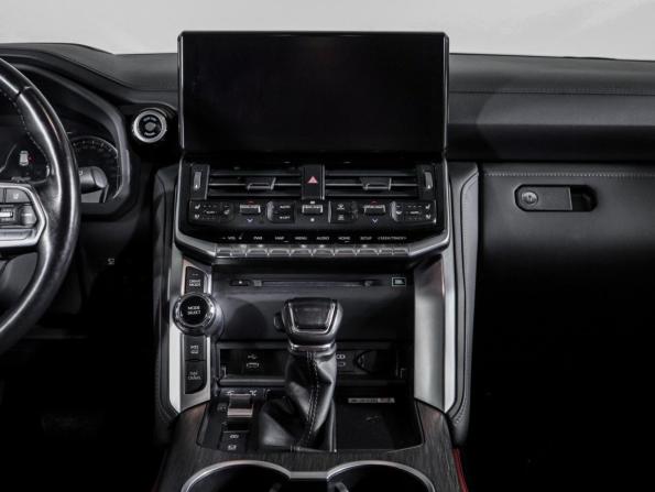 Toyota Land Cruiser 300 Series с пробегом 2022 года, цена 9 207 000 рублей, 127541 км, внедорожник, Автокод Объявления
