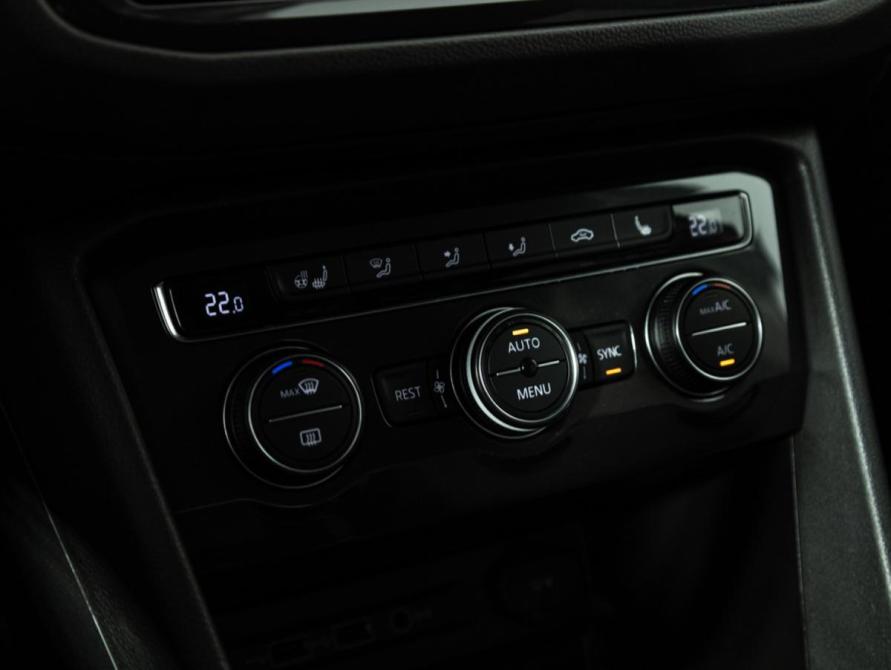Volkswagen Tiguan II Санкт-Петербург  - изображение 18