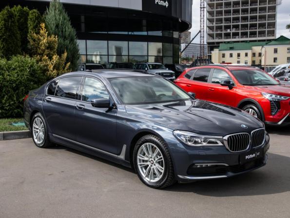 BMW 7 серии VI (G11/G12) с пробегом 2015 года, цена 3 478 000 рублей, 124768 км, седан, Автокод Объявления