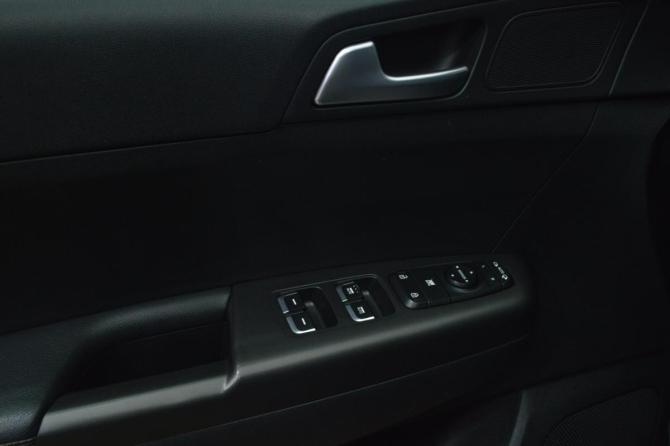 Kia Sportage IV Рестайлинг с пробегом 2020 года, цена 2 895 000 рублей, 44400 км, внедорожник, Автокод Объявления