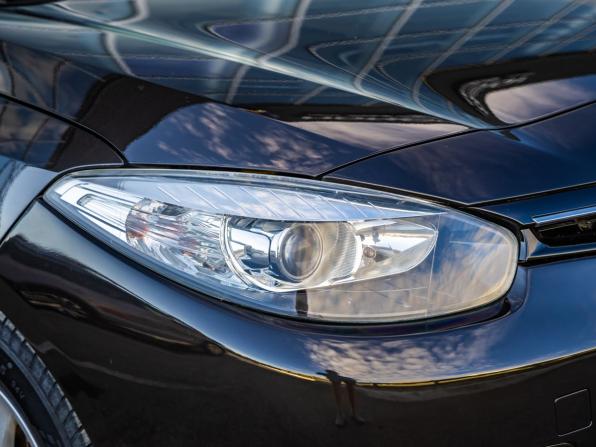 Renault Fluence I Рестайлинг с пробегом 2013 года, цена 798 000 рублей, 201542 км, седан, Автокод Объявления