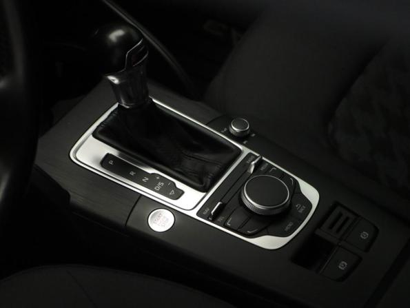 Audi A3 III (8V) с пробегом 2015 года, цена 1 750 000 рублей, 127403 км, седан, Автокод Объявления