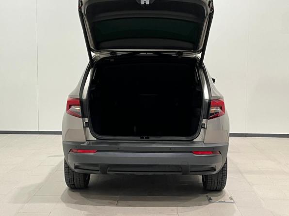 Skoda Karoq I с пробегом 2021 года, цена 2 420 000 рублей, 134017 км, внедорожник, Автокод Объявления