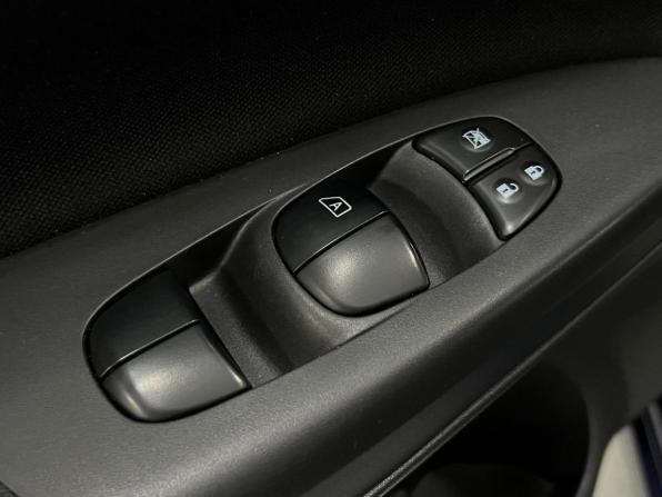 Nissan Sentra VII (B17) с пробегом 2015 года, цена 880 000 рублей, 229000 км, седан, Автокод Объявления