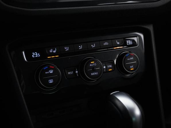 Volkswagen Tiguan II с пробегом 2019 года, цена 2 149 077 рублей, 159444 км, внедорожник, Автокод Объявления