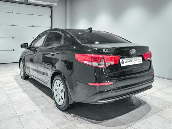 Kia Rio III Рестайлинг с пробегом 2017 года, цена 1 119 142 рубля, 122619 км, седан, Автокод Объявления