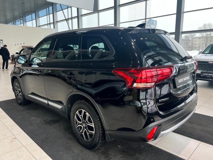 Mitsubishi Outlander III Рестайлинг 2 Екатеринбург  - изображение 7