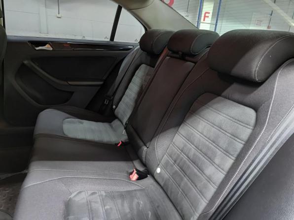 Volkswagen Jetta VI Рестайлинг с пробегом 2016 года, цена 1 130 000 рублей, 236090 км, седан, Автокод Объявления