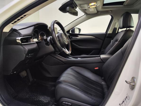 Mazda 6 III (GJ) Рестайлинг 2 с пробегом 2018 года, цена 2 090 000 рублей, 168875 км, седан, Автокод Объявления