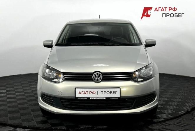 Volkswagen Polo V Рестайлинг с пробегом 2015 года, цена 745 000 рублей, 165730 км, седан, Автокод Объявления