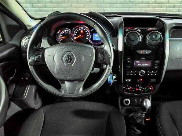 Renault Duster I Рестайлинг с пробегом 2017 года, цена 1 500 000 рублей, 89710 км, внедорожник, Автокод Объявления