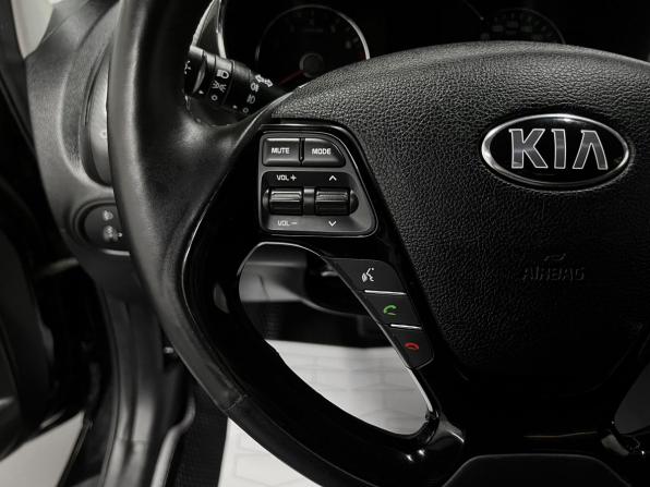 Kia Cerato III Рестайлинг (Classic) с пробегом 2017 года, цена 1 445 000 рублей, 112563 км, седан, Автокод Объявления