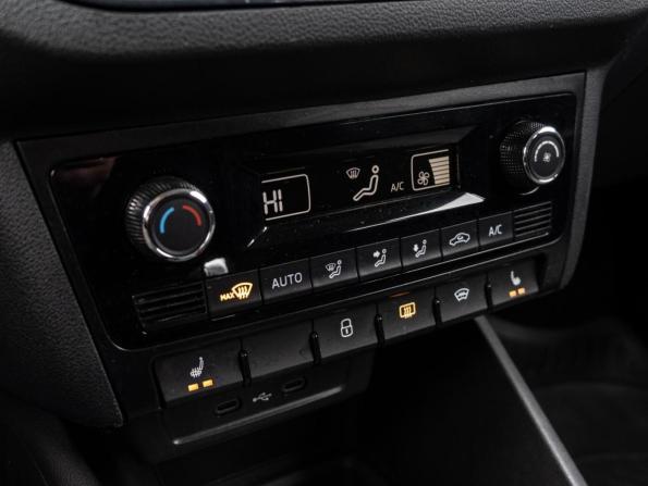 Volkswagen Polo VI с пробегом 2021 года, цена 1 450 000 рублей, 205343 км, лифтбек, Автокод Объявления