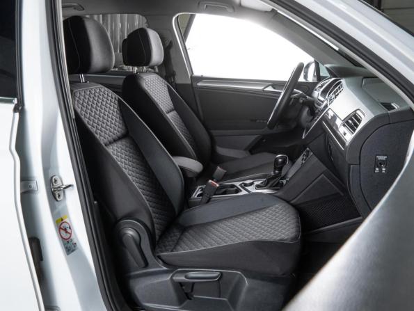 Volkswagen Tiguan II с пробегом 2018 года, цена 2 480 000 рублей, 224343 км, внедорожник, Автокод Объявления