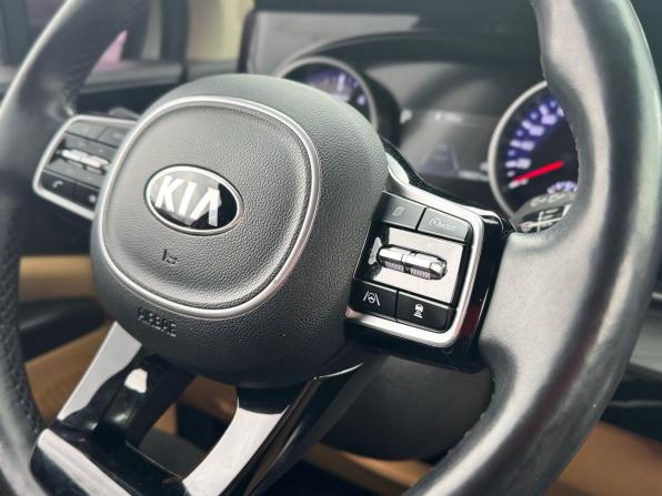 Kia Carnival IV с пробегом 2020 года, цена 3 550 000 рублей, 108180 км, минивэн, Автокод Объявления