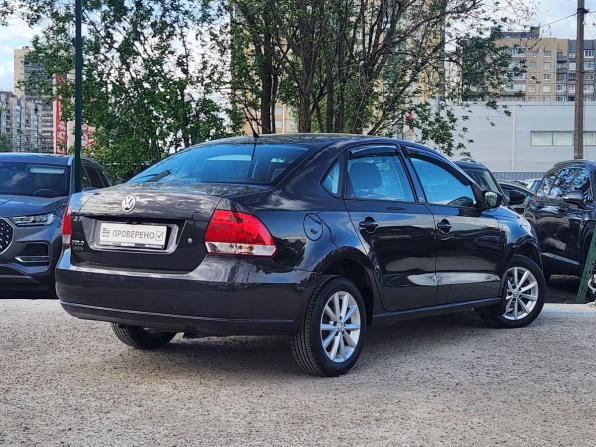 Volkswagen Polo V с пробегом 2015 года, цена 829 000 рублей, 125000 км, седан, Автокод Объявления