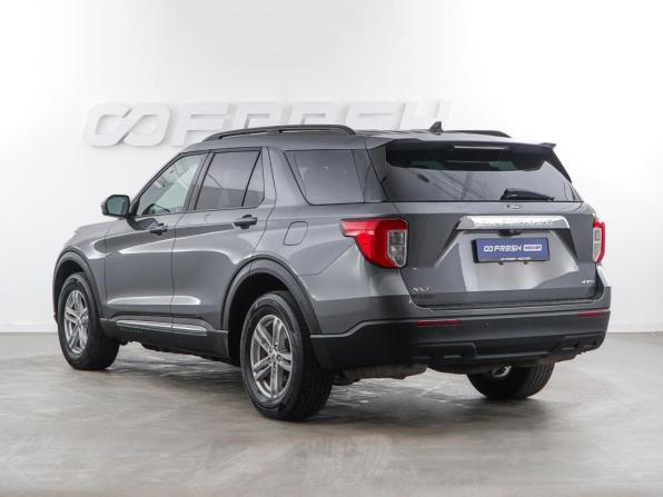 Ford Explorer VI с пробегом 2022 года, цена 4 418 055 рублей, 49535 км, внедорожник, Автокод Объявления