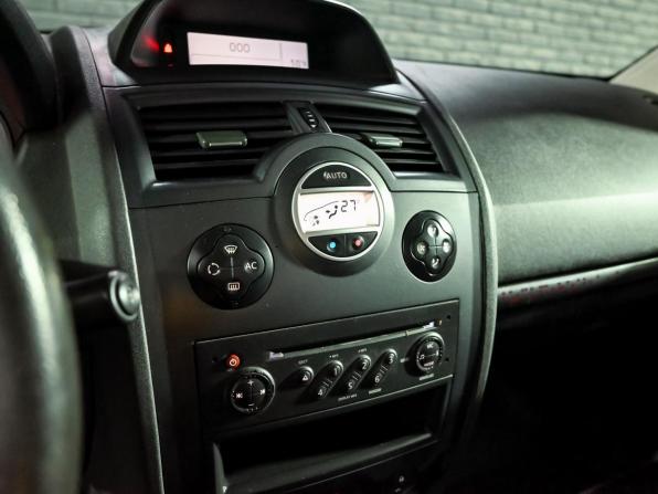 Renault Megane II Рестайлинг с пробегом 2007 года, цена 420 000 рублей, 138886 км, седан, Автокод Объявления