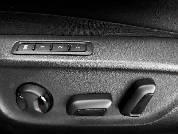Skoda Karoq I с пробегом 2022 года, цена 2 850 000 рублей, 98480 км, внедорожник, Автокод Объявления