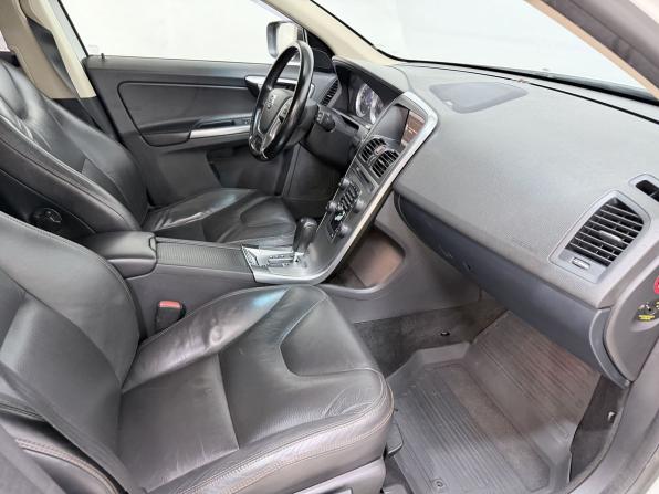 Volvo XC60 I с пробегом 2012 года, цена 1 850 000 рублей, 130402 км, внедорожник, Автокод Объявления