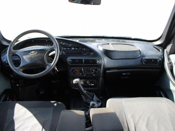 Chevrolet Niva I с пробегом 2004 года, цена 339 000 рублей, 190318 км, внедорожник, Автокод Объявления