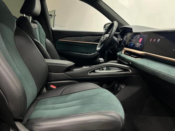 Geely Monjaro I с пробегом 2024 года, цена 3 699 000 рублей, 8145 км, внедорожник, Автокод Объявления