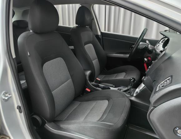 Kia Ceed II Рестайлинг с пробегом 2018 года, цена 1 469 000 рублей, 60155 км, хэтчбек, Автокод Объявления