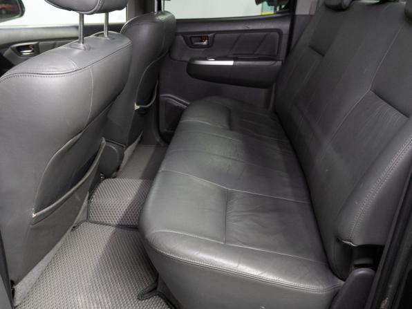 Toyota Hilux VII Рестайлинг с пробегом 2012 года, цена 1 650 000 рублей, 243174 км, пикап, Автокод Объявления