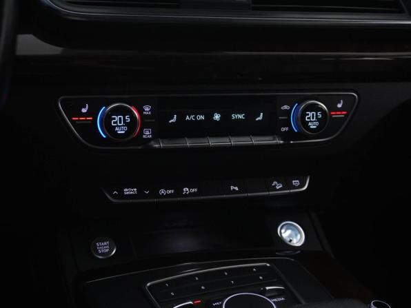Audi Q5 II (FY) с пробегом 2017 года, цена 2 647 977 рублей, 174024 км, внедорожник, Автокод Объявления