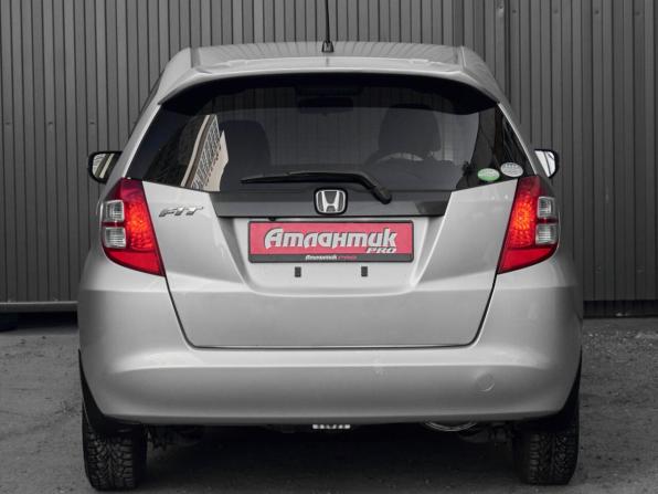 Honda Fit II с пробегом 2010 года, цена 770 000 рублей, 124796 км, хэтчбек, Автокод Объявления