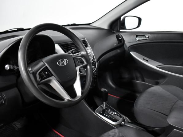Hyundai Solaris I с пробегом 2011 года, цена 647 900 рублей, 195790 км, седан, Автокод Объявления