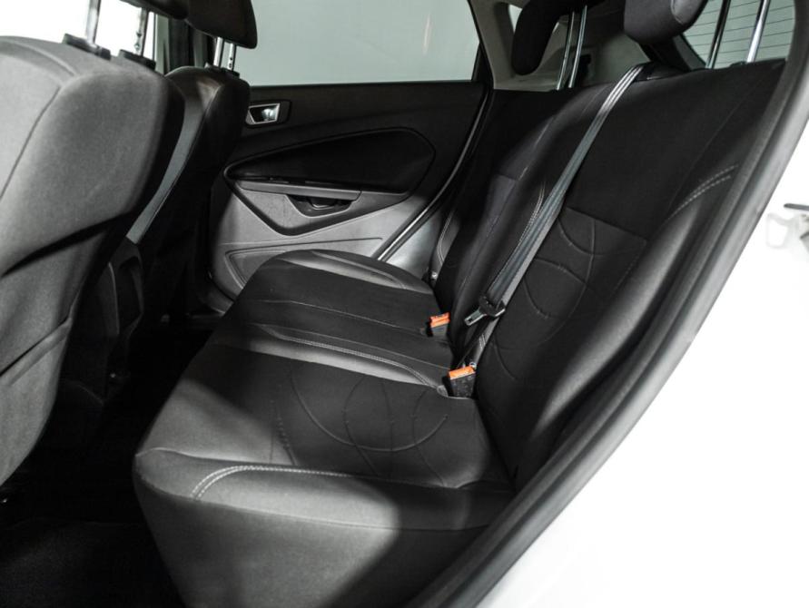 Ford Fiesta Mk6 Рестайлинг Санкт-Петербург  - изображение 10