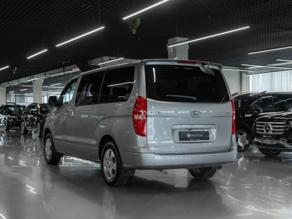 Hyundai Grand Starex I Рестайлинг 2 с пробегом 2019 года, цена 4 600 000 рублей, 23028 км, минивэн, Автокод Объявления