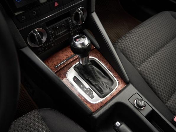 Audi A3 II (8P) Рестайлинг 2 с пробегом 2012 года, цена 694 000 рублей, 197290 км, хэтчбек, Автокод Объявления