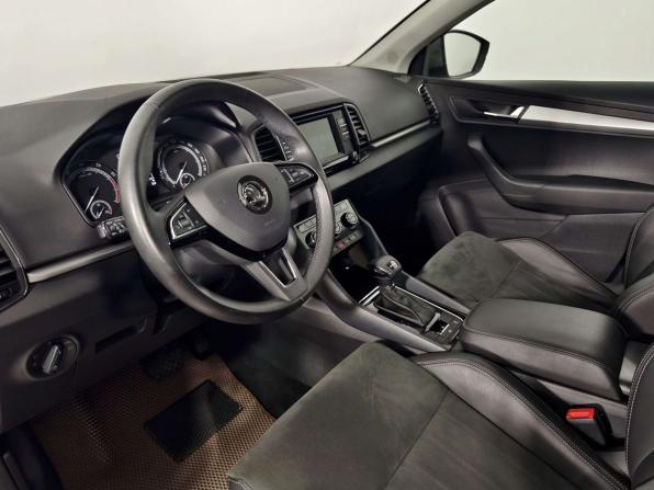 Skoda Karoq I с пробегом 2020 года, цена 1 945 000 рублей, 140505 км, внедорожник, Автокод Объявления