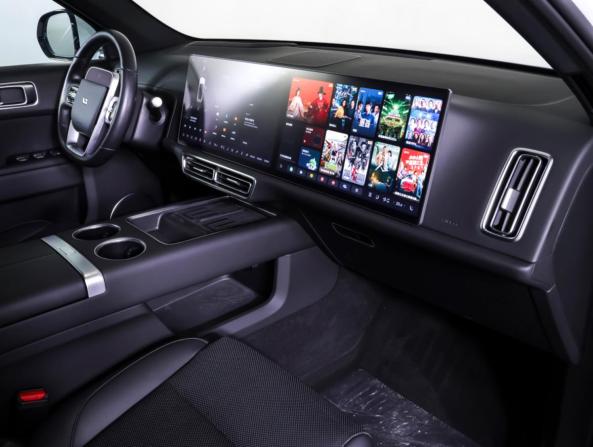 Li Auto (Lixiang) L7 I Рестайлинг с пробегом 2024 года, цена 6 590 000 рублей, 42000 км, внедорожник, Автокод Объявления